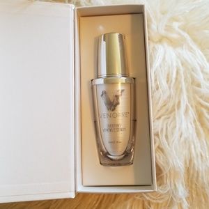 Venofye Queen Bee Vitamin C Serum